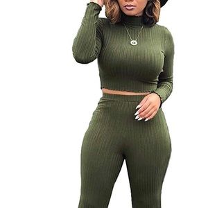 Crop top leggings set